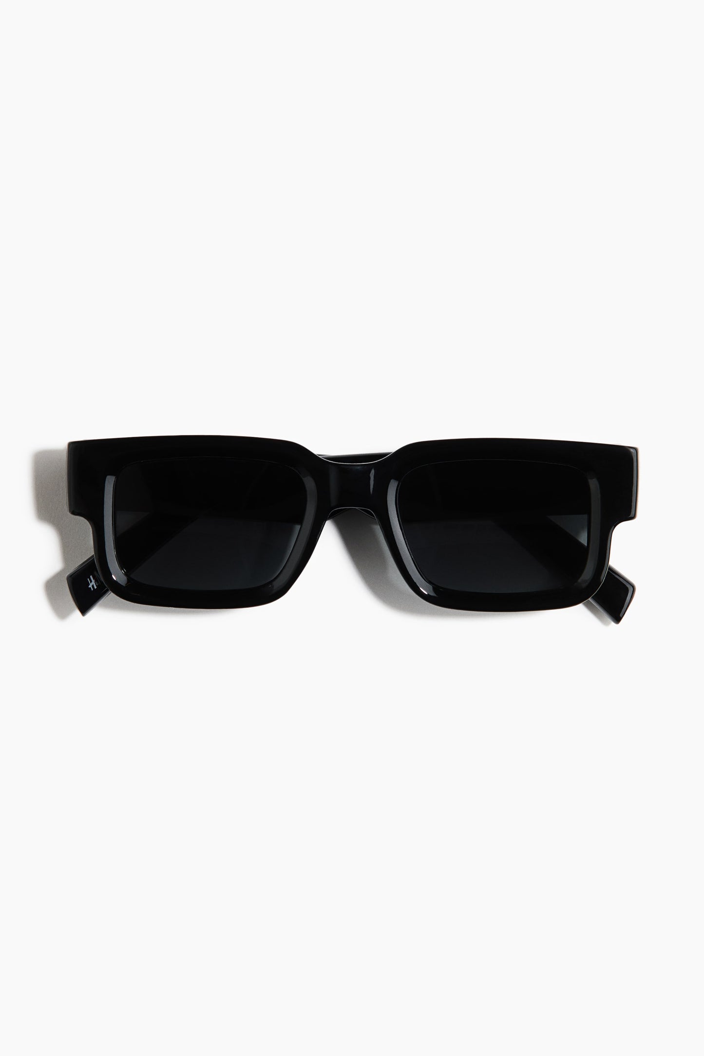 Sassy Retro Rectangle Black Sunglasses
